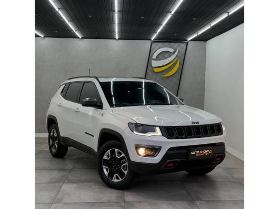 JEEP COMPASS 2.0 16V DIESEL TRAILHAWK 4X4 AUTOMÁTICO JEEP COMPASS 2.0 16V DIESEL TRAILHAWK 4X4 AUTOMÁTICO
